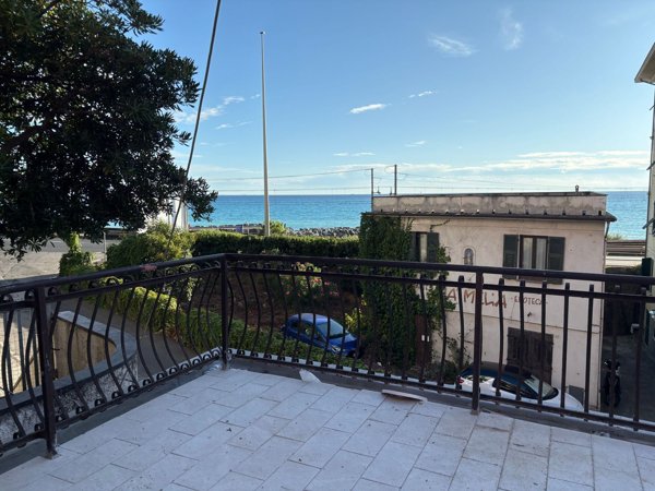 appartamento in vendita a Lavagna
