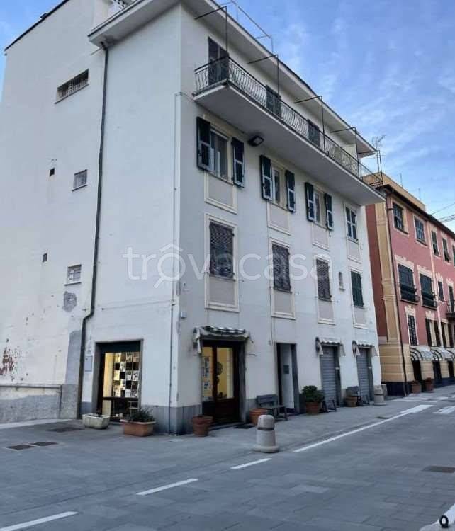 negozio in vendita a Lavagna