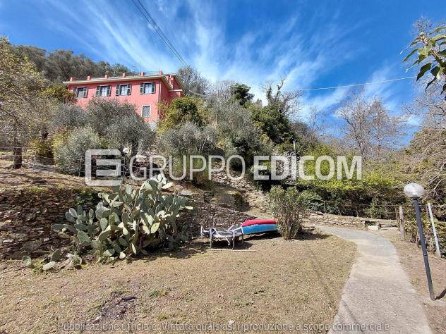casa indipendente in vendita a Lavagna