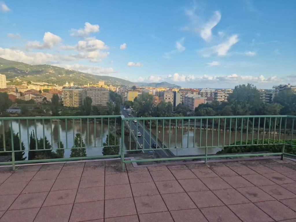 appartamento in vendita a Lavagna