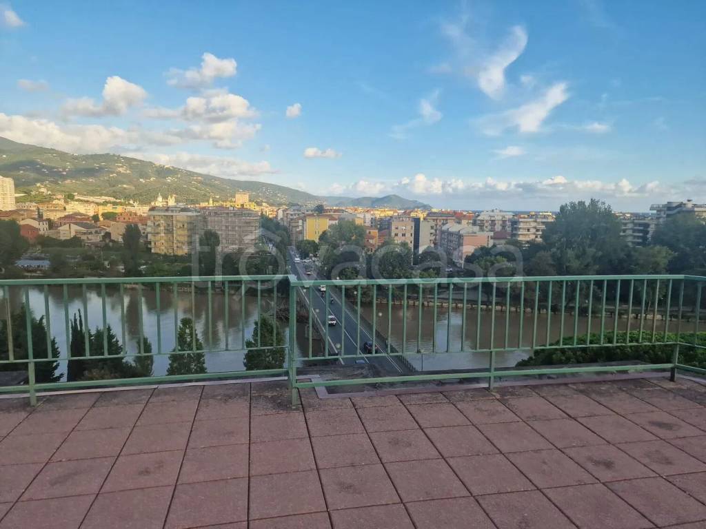 appartamento in vendita a Lavagna