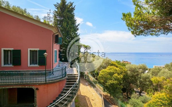 casa indipendente in vendita a Lavagna