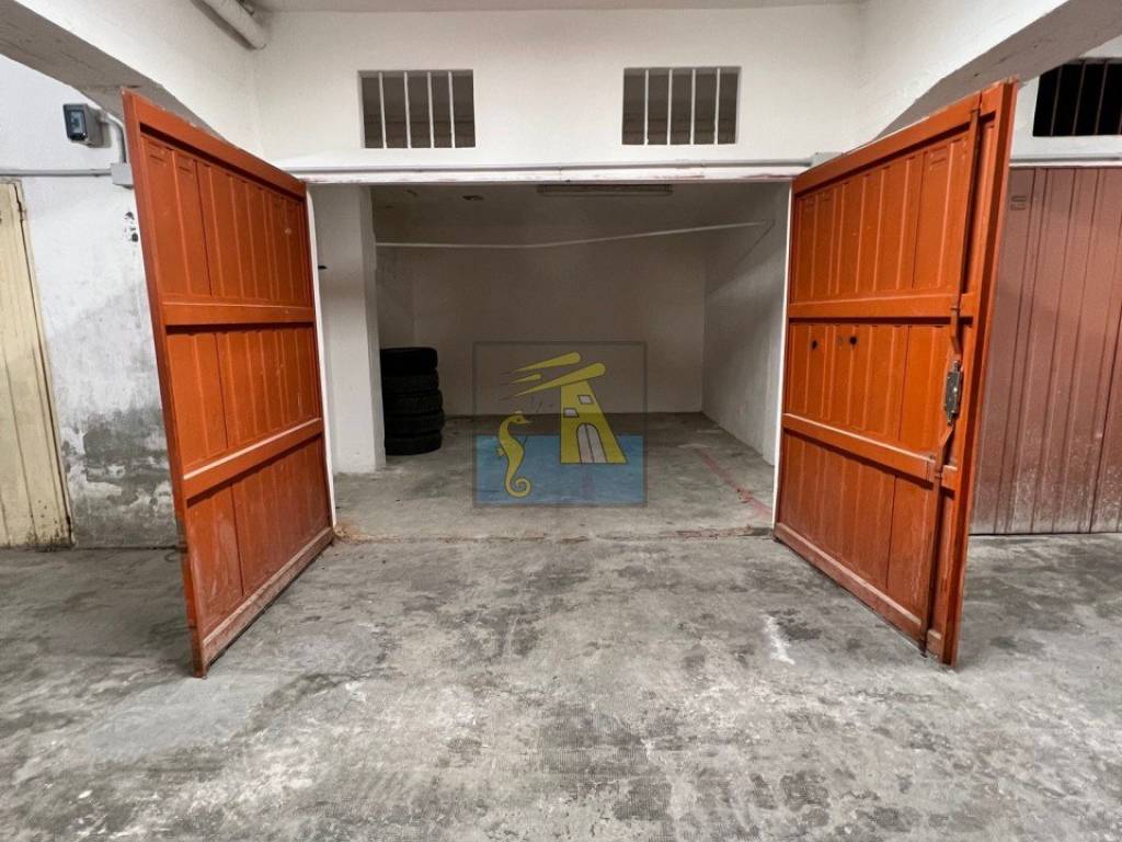 box auto in vendita a Lavagna