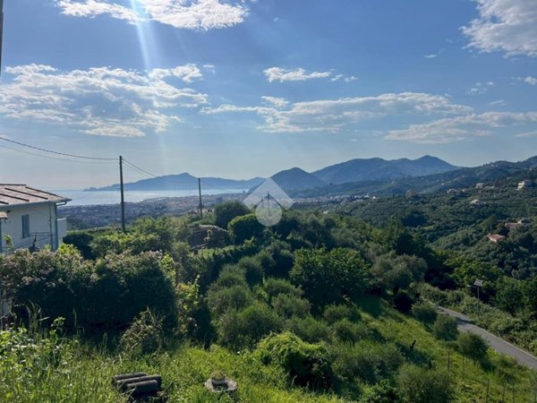 casa indipendente in vendita a Lavagna