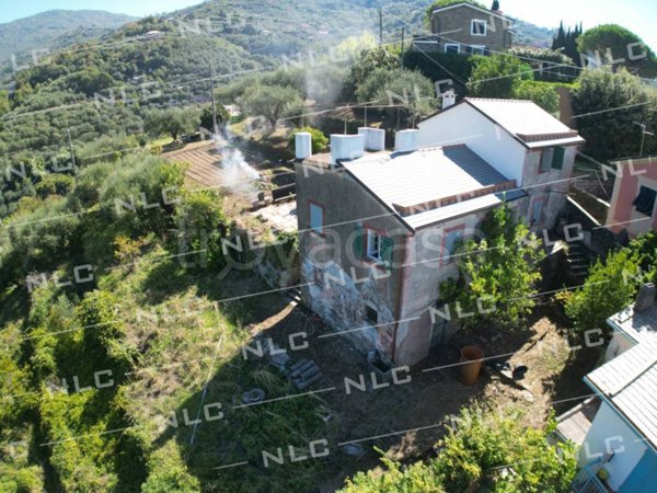 casa indipendente in vendita a Lavagna