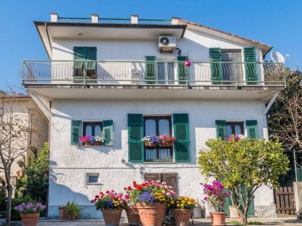 casa indipendente in vendita a Leivi
