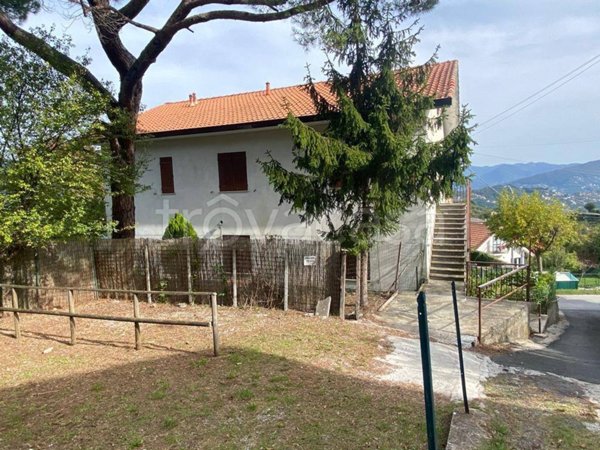 appartamento in vendita a Leivi in zona Bocco