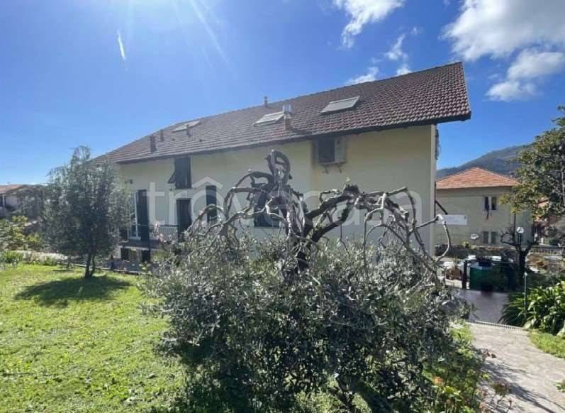 casa indipendente in vendita a Leivi