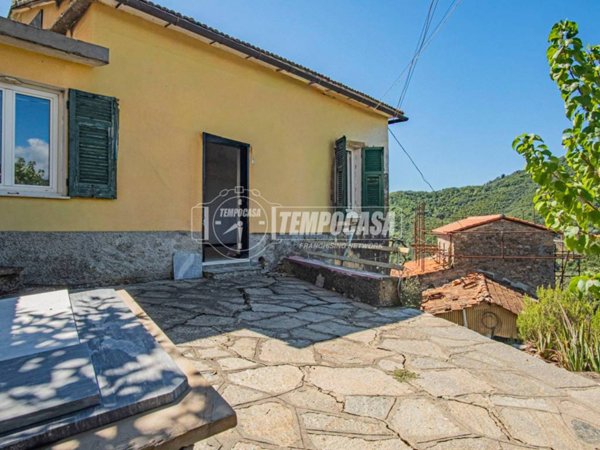 casa indipendente in vendita a Leivi