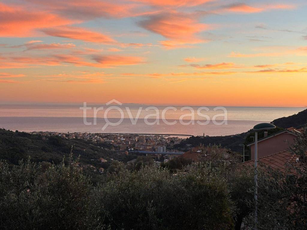 casa indipendente in vendita a Leivi in zona San Bartolomeo
