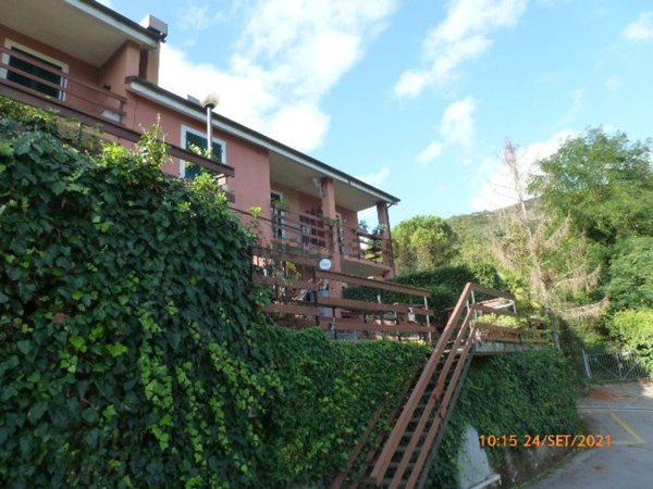 appartamento in vendita a Leivi