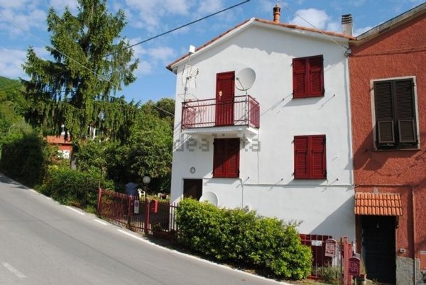 appartamento in vendita a Leivi in zona Bocco