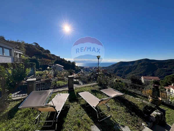 casa indipendente in vendita a Leivi