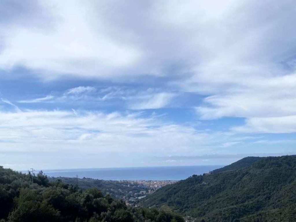 casa semindipendente in vendita a Leivi in zona San Ruffino di Leivi
