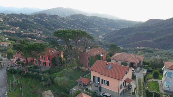 casa indipendente in vendita a Leivi in zona Bocco