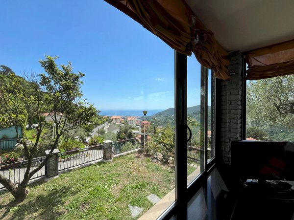 casa indipendente in vendita a Leivi