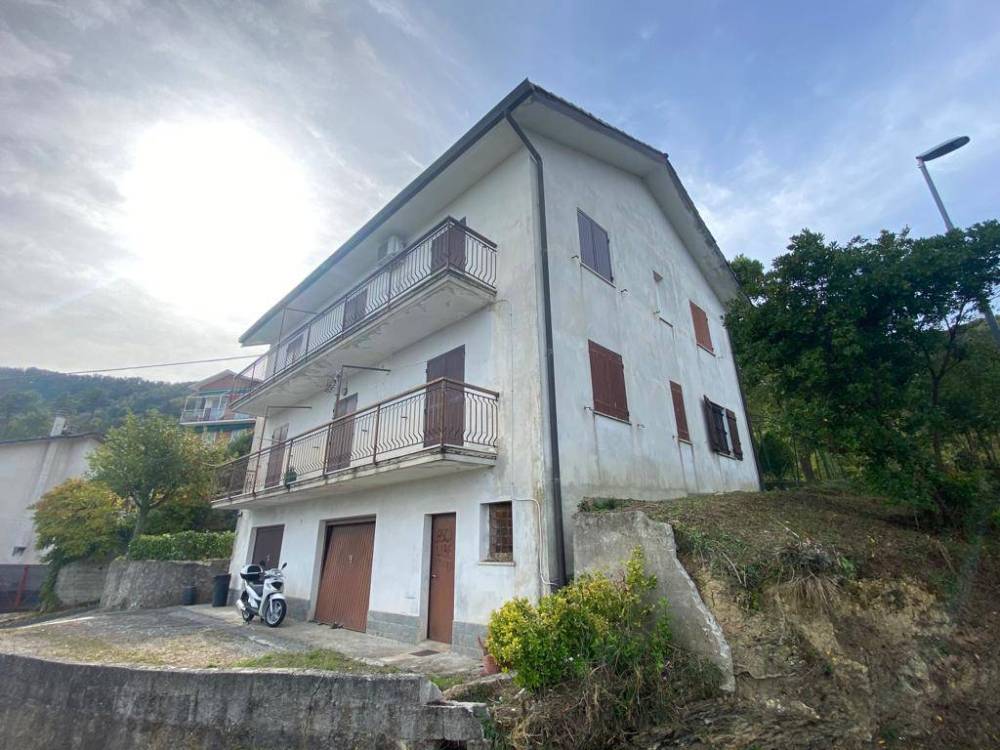 appartamento in vendita a Leivi