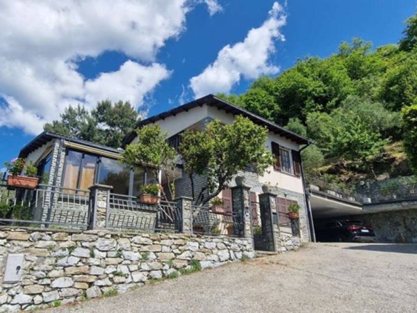 casa indipendente in vendita a Leivi in zona San Bartolomeo