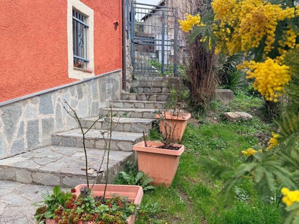 casa indipendente in vendita a Leivi