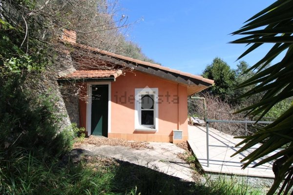 casa indipendente in vendita a Leivi