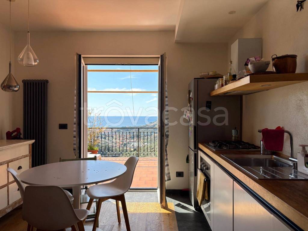 appartamento in vendita a Leivi in zona San Bartolomeo