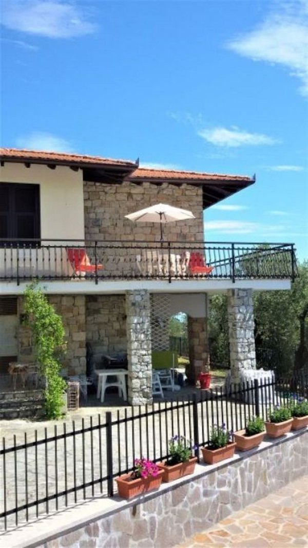 casa indipendente in vendita a Leivi