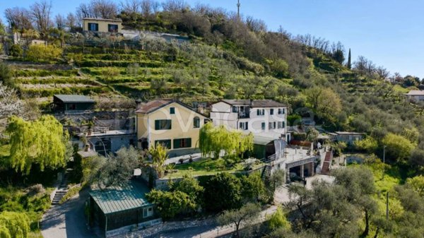casa indipendente in vendita a Leivi
