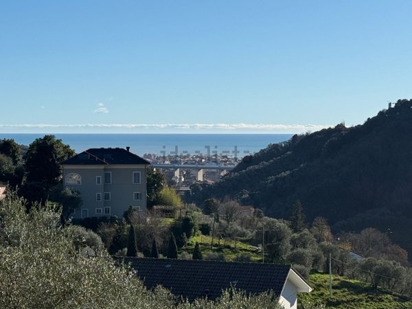 casa indipendente in vendita a Leivi