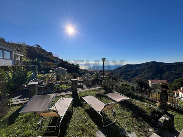 casa indipendente in vendita a Leivi