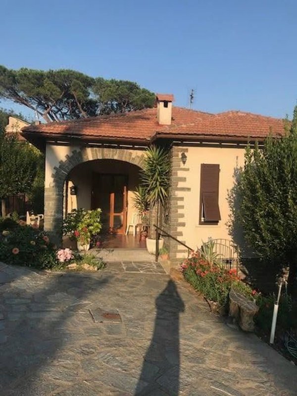 casa indipendente in vendita a Leivi in zona Bocco