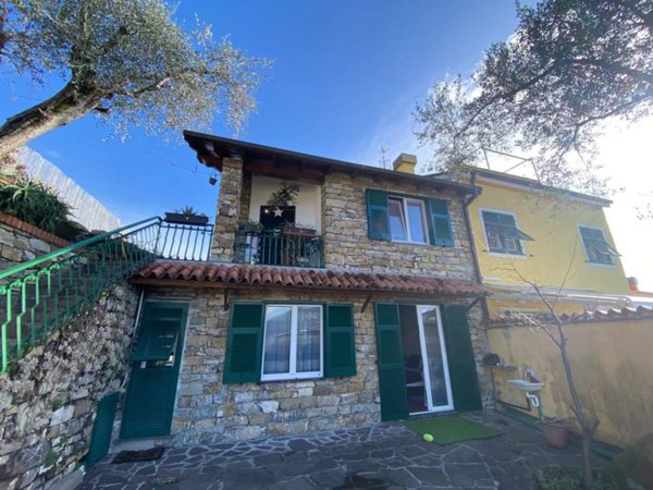 casa indipendente in vendita a Leivi in zona San Bartolomeo
