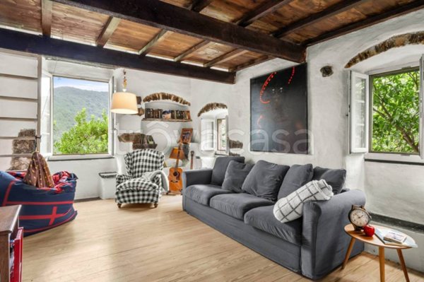 casa indipendente in vendita a Leivi in zona Solaro