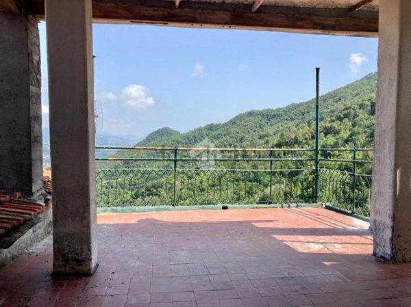appartamento in vendita a Leivi in zona Bocco