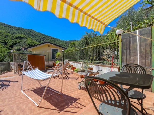 casa indipendente in vendita a Leivi in zona Bocco