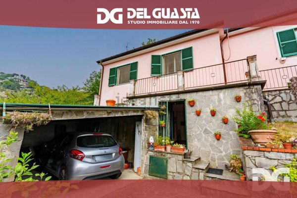 casa indipendente in vendita a Leivi in zona Bocco
