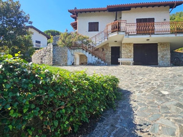 casa indipendente in vendita a Leivi in zona Bocco