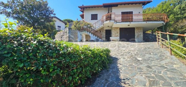 casa indipendente in vendita a Leivi