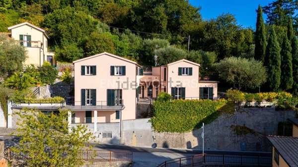casa indipendente in vendita a Leivi in zona San Ruffino di Leivi