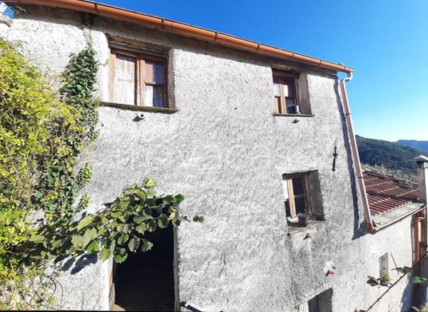 appartamento in vendita a Lumarzo