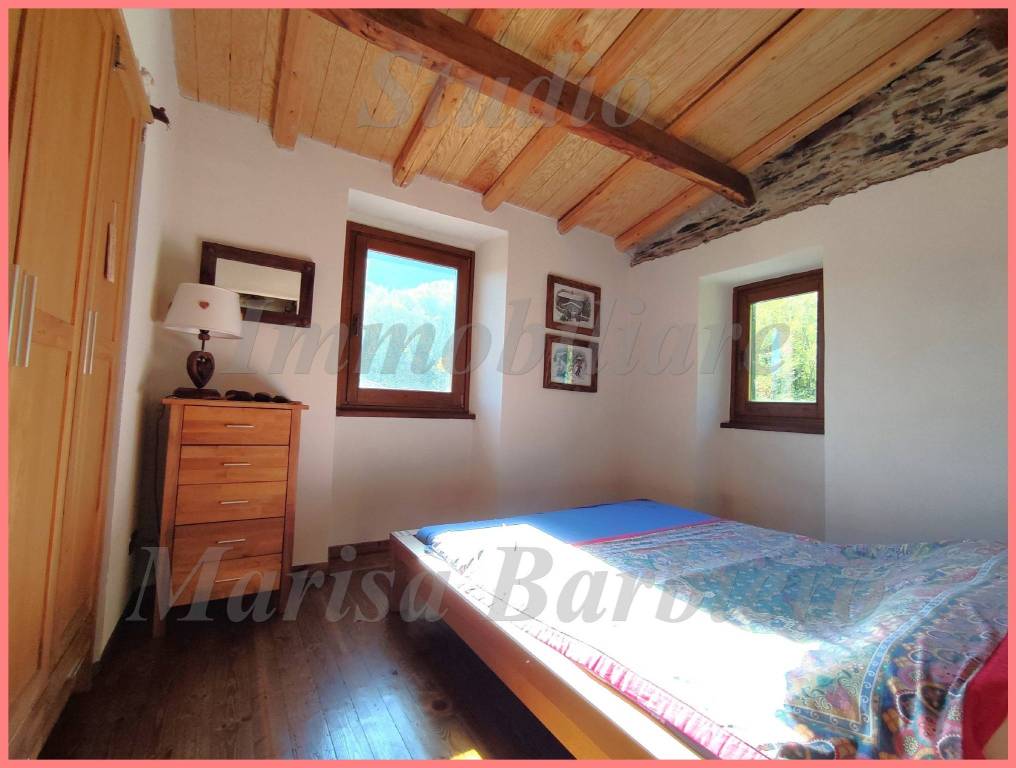 appartamento in vendita a Lumarzo in zona Pannesi