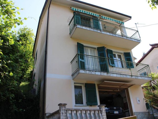 casa indipendente in vendita a Lumarzo in zona Craviasco