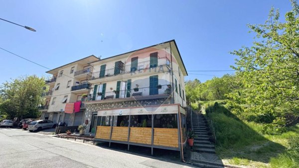 appartamento in vendita a Lumarzo in zona Piane