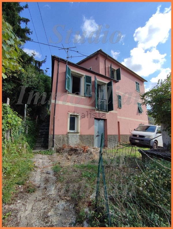 pentavano in vendita a Lumarzo