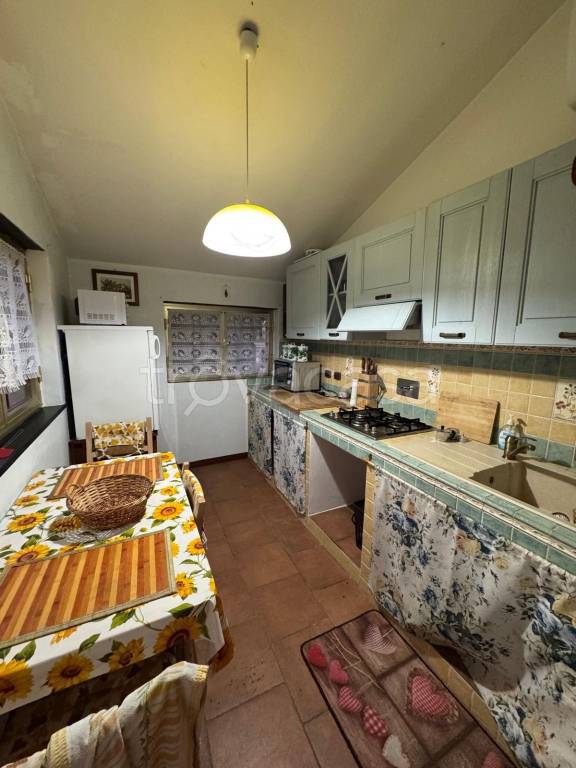 appartamento in vendita a Lumarzo in zona Ferriere