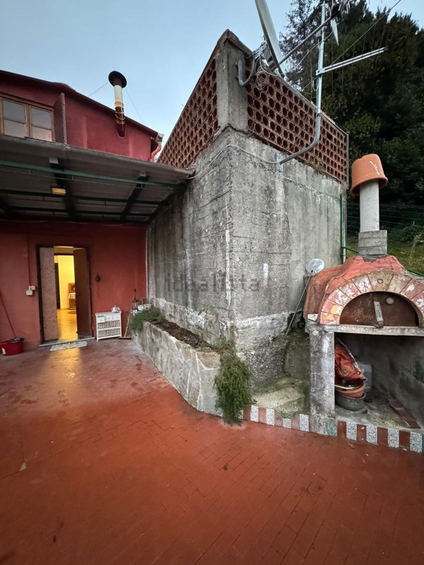 appartamento in vendita a Lumarzo in zona Boasi