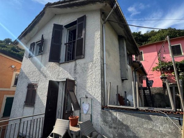 casa indipendente in vendita a Lumarzo in zona Piane