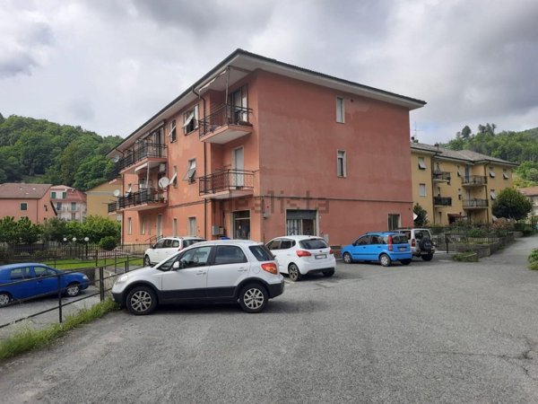 appartamento in vendita a Masone in zona San Pietro