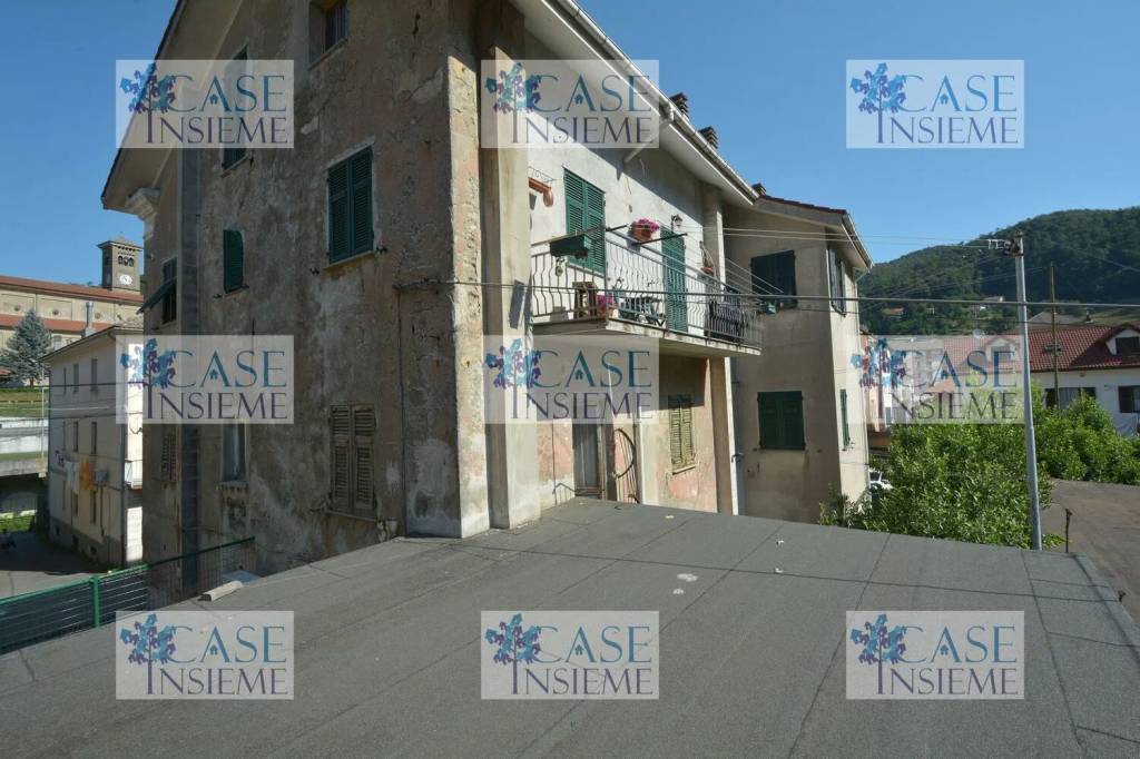 appartamento in vendita a Masone in zona San Pietro