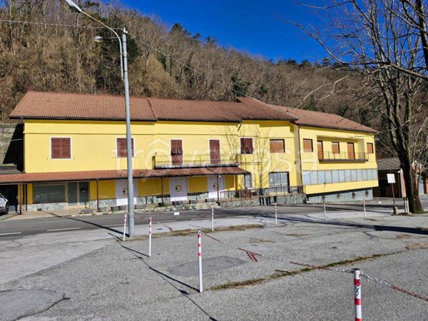 casa indipendente in vendita a Mele in zona Fado