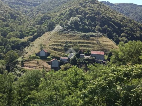 casa indipendente in vendita a Mele in zona Fado